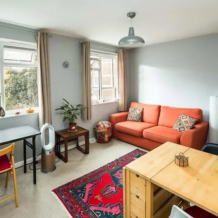 2Bd Stylish Home W/T Grand Piano Central London